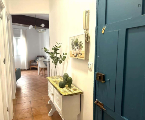 Apartment in Calle Real de Cartuja, Granada for 65 m² with 3 bedrooms