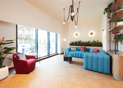 Pavilion Court - Gallery - 14