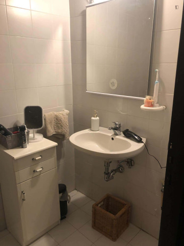 Apartment in Via Clarice Marescotti, Roma for 85 m² with 2 bedrooms