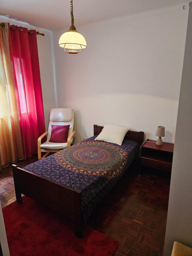 Cosy Single Room close to Faculdade de Farmácia da Universidade de Coimbra