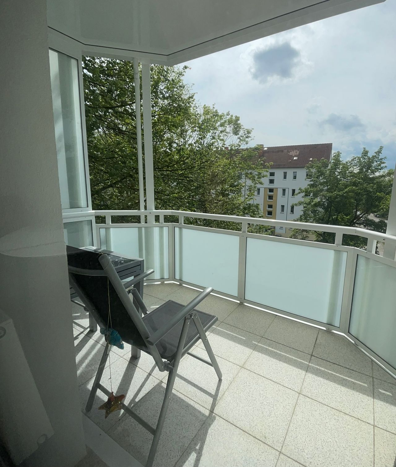 Modern flat suitable for students, medical professionals