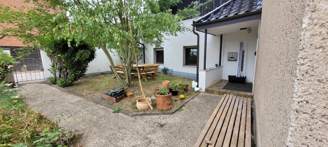 Annex Leichlingen, 8 min to motorway - Rooms