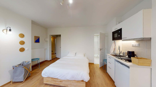 Conti - Private Studio (8)