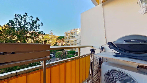 Apartment in Avenue du Docteur Raymond Picaud, Cannes for 19 m² - Gallery - 10