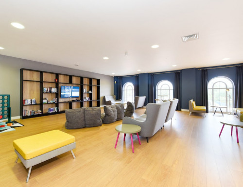 Upperton Road  - Gallery -  3