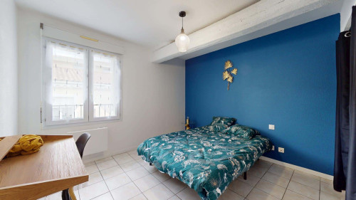 Room in Rue Bertrand, Béziers for 100 m² with 4 bedrooms - Gallery - 4