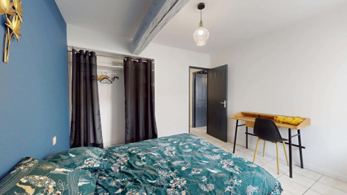 Room in Rue Bertrand, Béziers for 100 m² with 4 bedrooms - Gallery - 6