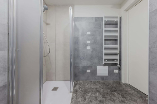 Room in Via Giulio Togni, Brescia for 660 m² with 19 bedrooms - Gallery - 6