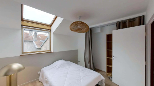 Room in Place des Vosges, Nancy for 80 m² with 4 bedrooms