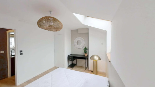 Room in Place des Vosges, Nancy for 80 m² with 4 bedrooms
