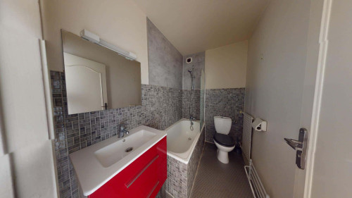 Apartment in Boulevard Berthelot, Clermont-Ferrand for 32 m² - Gallery - 6