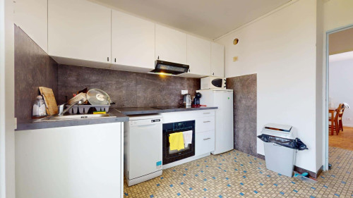 Room in Square le Périer, Saint-Martin-d'Hères for 67 m² with 4 bedrooms - Gallery - 8