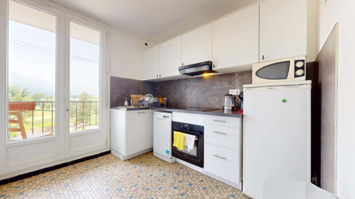 Room in Square le Périer, Saint-Martin-d'Hères for 67 m² with 4 bedrooms - Gallery - 9