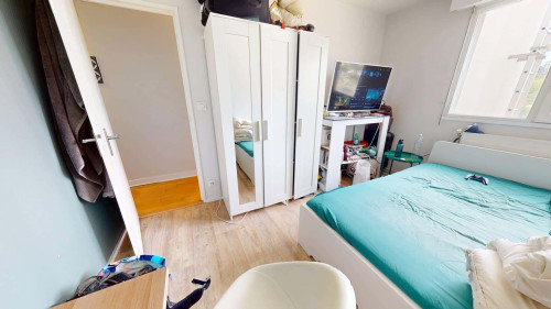 Room in Rue de la Chapelle, Lyon for 89 m² with 4 bedrooms - Gallery - 17