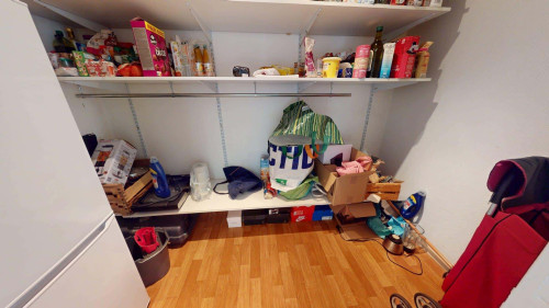 Room in Rue de la Chapelle, Lyon for 89 m² with 4 bedrooms
