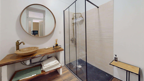Apartment in Rue Jules Gontard, Marseille for 67 m² with 2 bedrooms - Gallery - 6