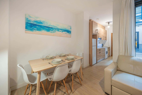Apartment in Calle Parras, Málaga for 80 m² with 2 bedrooms - Gallery - 16
