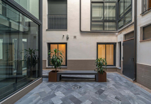 Apartment in Calle Parras, Málaga for 80 m² with 2 bedrooms