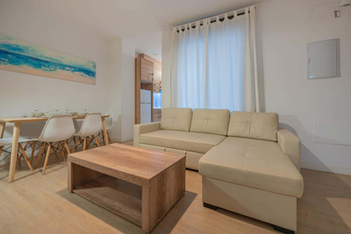 Apartment in Calle Parras, Málaga for 80 m² with 2 bedrooms