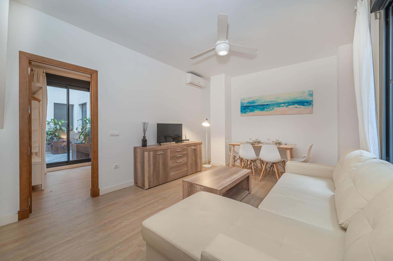 Apartment In Calle Parras, Málaga For 80 M² With 2 Bedrooms - 1