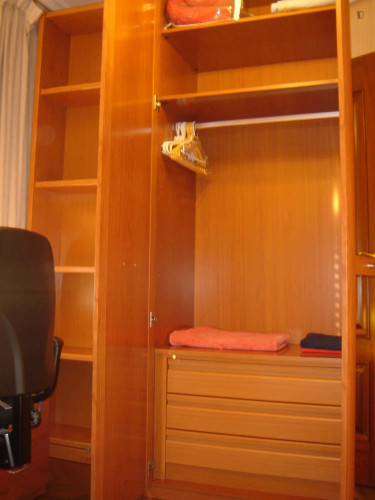 Room in Avenida de los Maristas, Salamanca with 5 bedrooms - Gallery - 14
