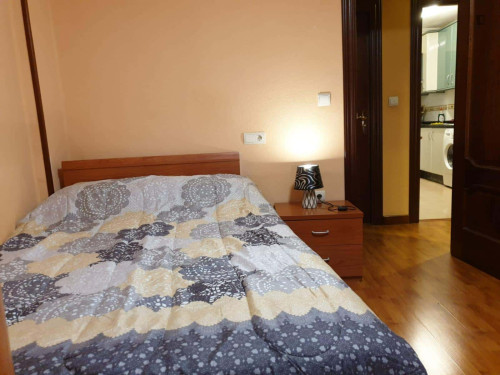 Room in Paseo de San Vicente, Salamanca with 5 bedrooms - Gallery - 10