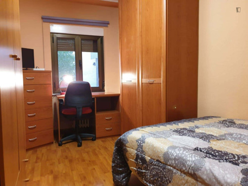 Room in Paseo de San Vicente, Salamanca with 5 bedrooms - Gallery - 18