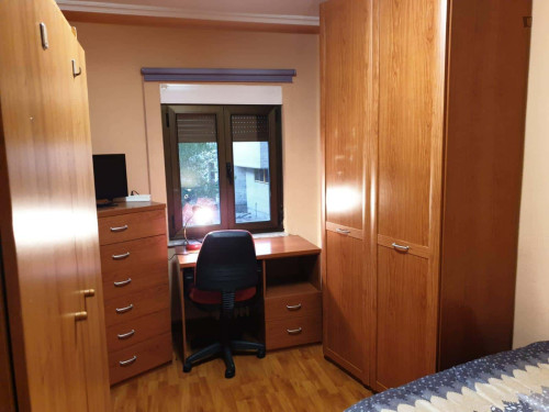 Room in Paseo de San Vicente, Salamanca with 5 bedrooms - Gallery - 13