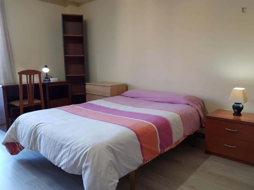 Room in Calle Asturias, Salamanca with 4 bedrooms