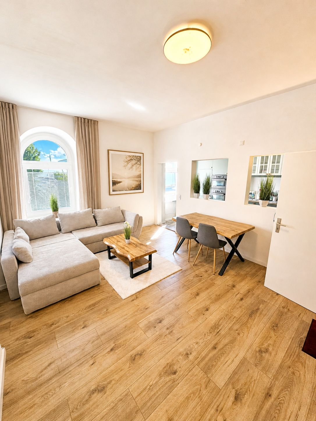 Charming Room In A Centrally Located Villa - 2
