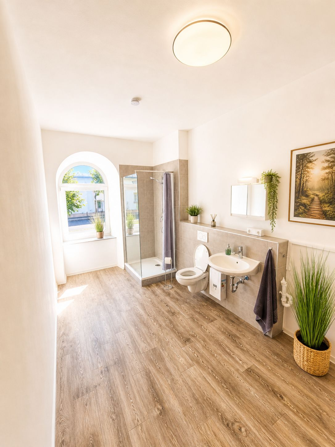 Charming Room In A Centrally Located Villa - 3