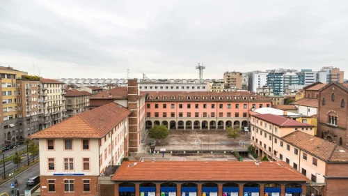Room in a shared 3-bedroom apartment for rent in Isola, Milan