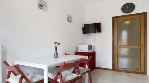 Room in a shared 4-bedroom apartment for rent in Isola. - Gallery - 11