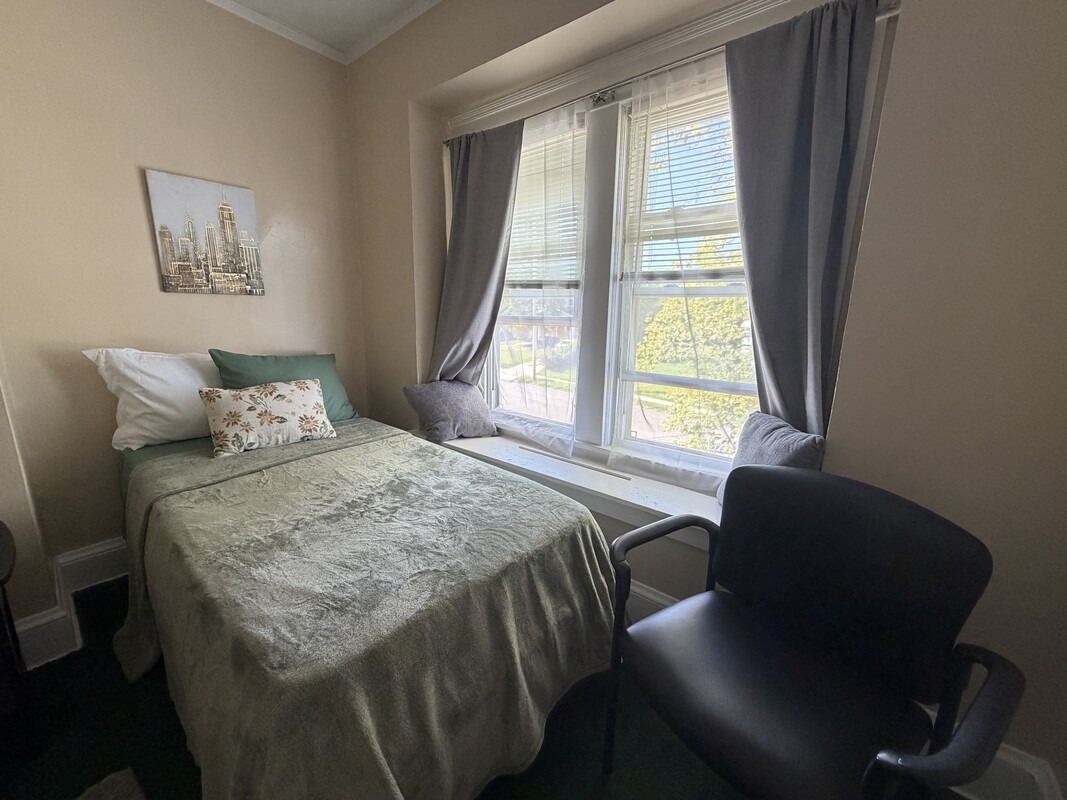Room 2(Full Room) - 1