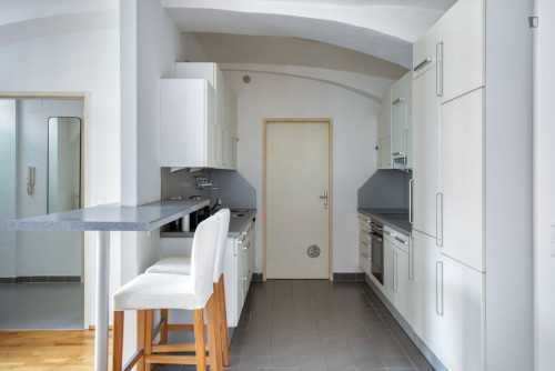 Comfy 1-bedroom flat near the Schottenring subway station - Gallery - 7