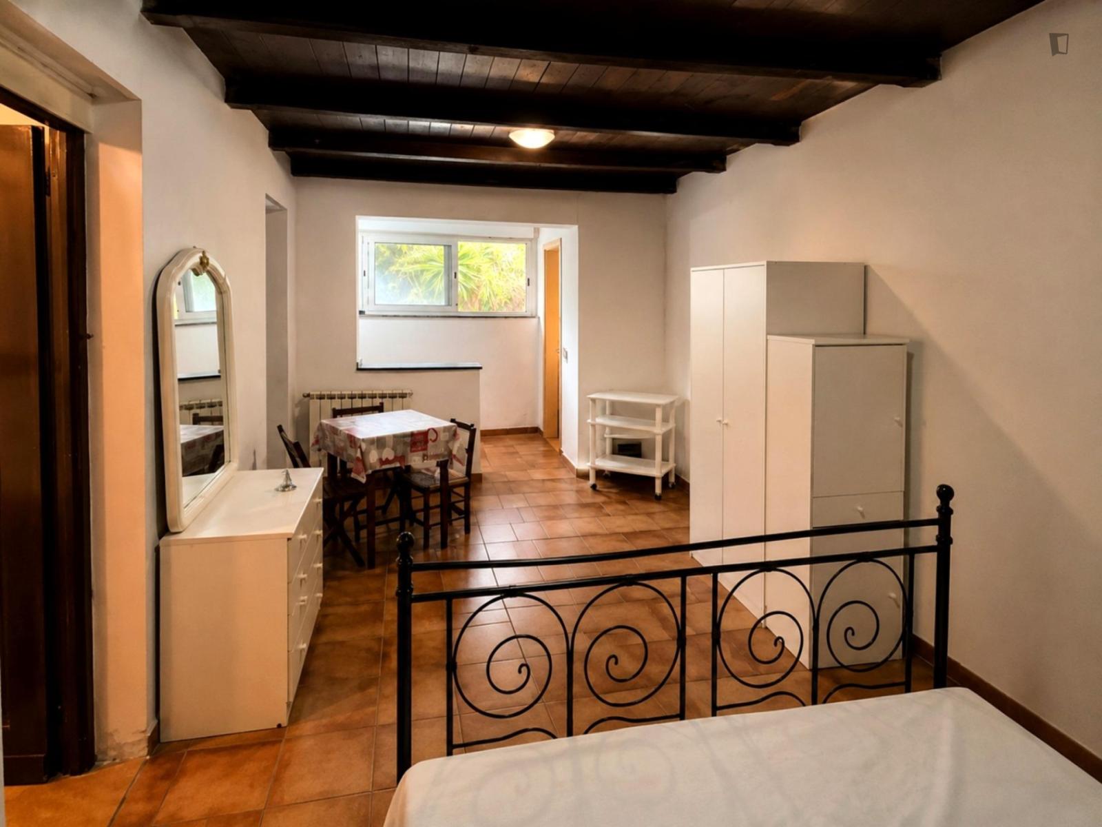 Apartment 300m From Lago Di Martignano - 1