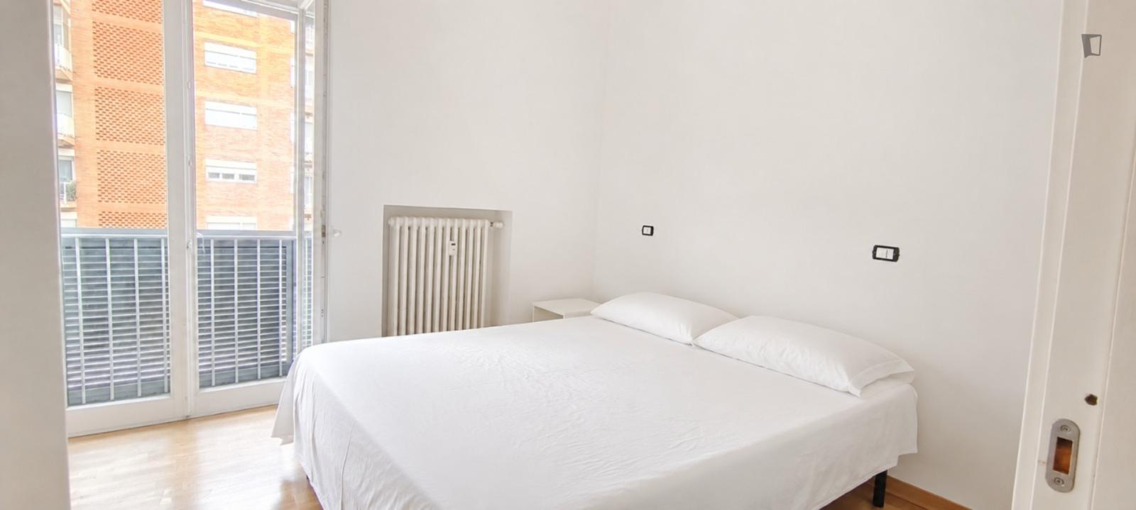 Double Bedroom With Ensuite Bathroom In Rome - 1