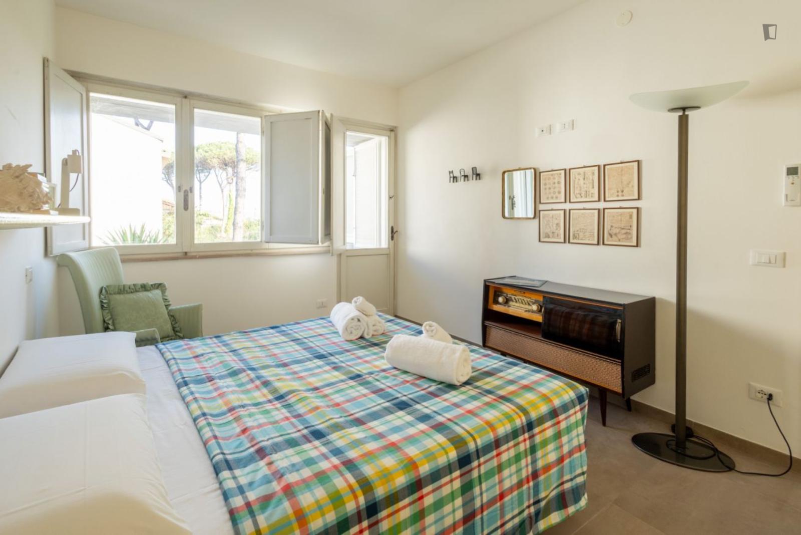 Attractive 2-Bedroom Apartment In Tirrenia - 1