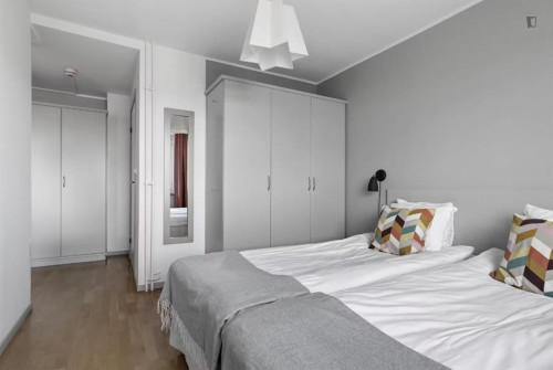 Pleasant 1-bedroom apartment in Alvik - Gallery - 8