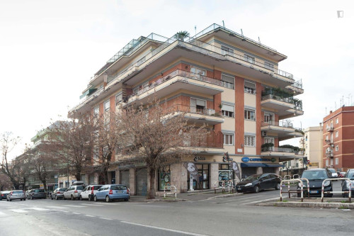 Room in Via di Torrevecchia, Roma for 140 m² with 3 bedrooms - Gallery - 15