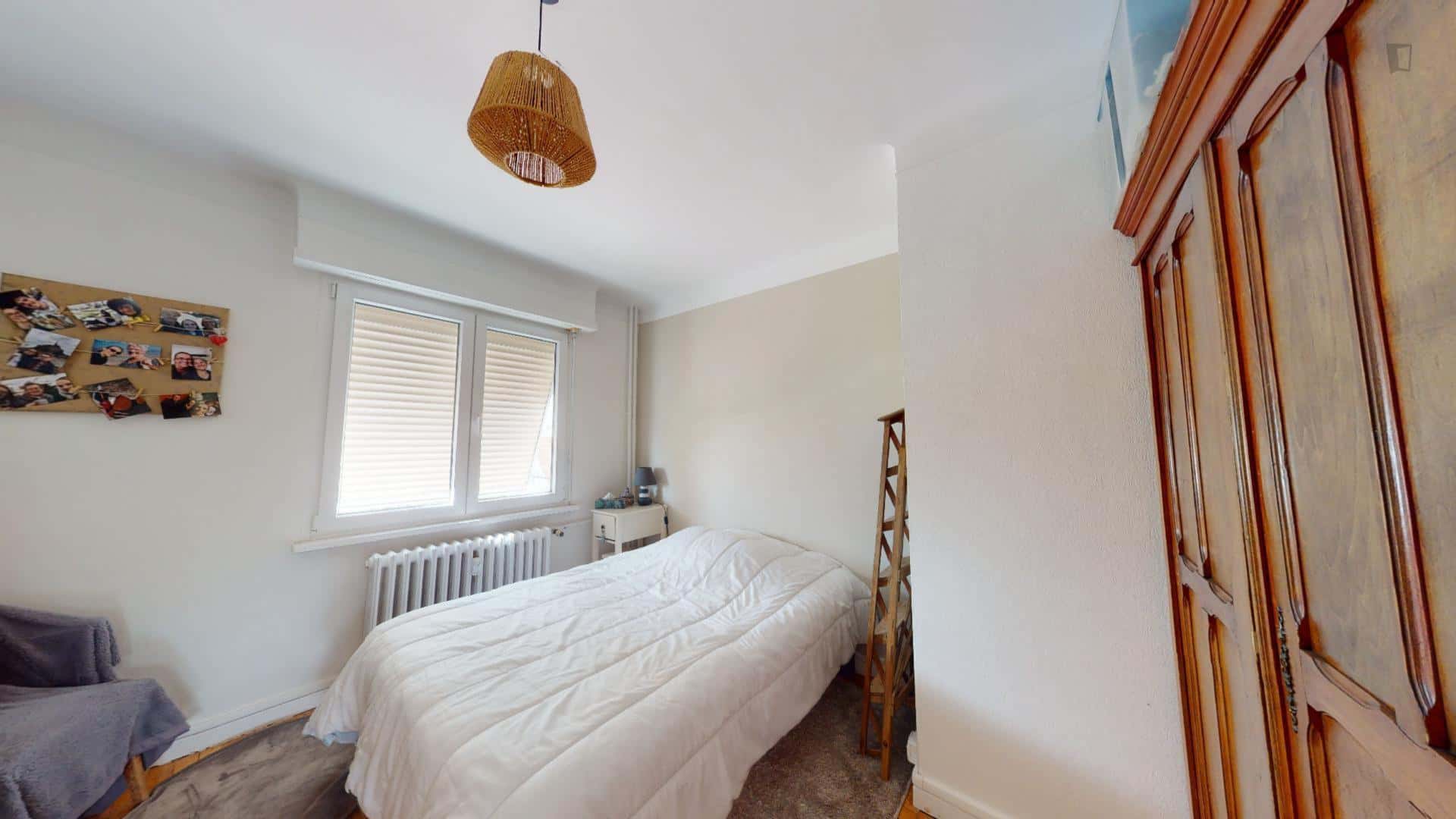 Room In Place Saint-Antoine, Strasbourg For 80 M² With 3 Bedrooms - 1