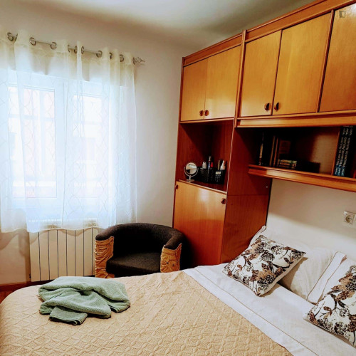 Room in Calle Granados, Oviedo with 3 bedrooms