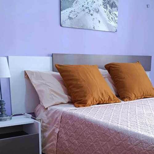 Room in Calle Granados, Oviedo with 3 bedrooms - Gallery - 8