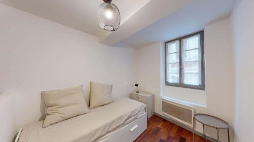 Room in Rue d'Alger, Toulon for 85 m² with 4 bedrooms - Gallery - 18