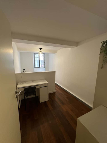 Room in Rue d'Alger, Toulon for 85 m² with 4 bedrooms - Gallery - 21