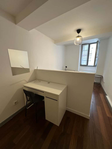 Room in Rue d'Alger, Toulon for 85 m² with 4 bedrooms - Gallery - 20
