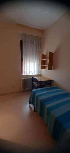 Room for 1700 m² with 6 bedrooms