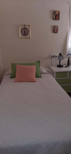 Room for 1700 m² with 6 bedrooms
