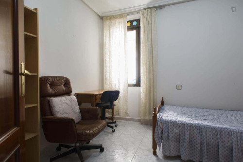 Apartment in Calle Melchor Cano, Salamanca for 110 m² with 4 bedrooms - Gallery - 8
