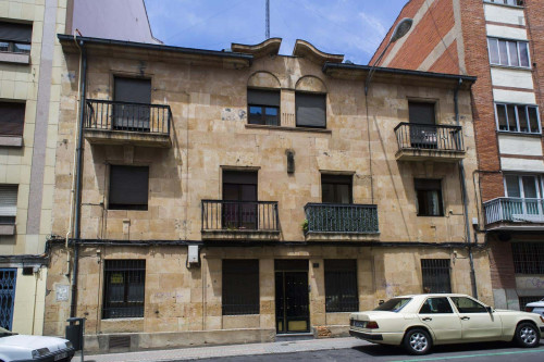 Apartment in Calle Melchor Cano, Salamanca for 110 m² with 4 bedrooms